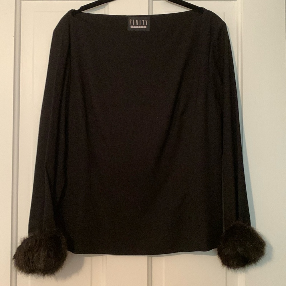 Infinity boat neck top